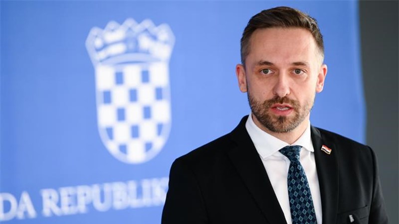 Piletić: Plaće će svima rasti, izmijenit će se 11 zakonskih propisa